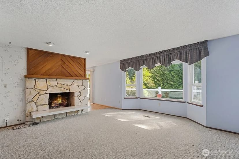 Property photo for 11213 98th Avenue Sw, Lakewood photo 4