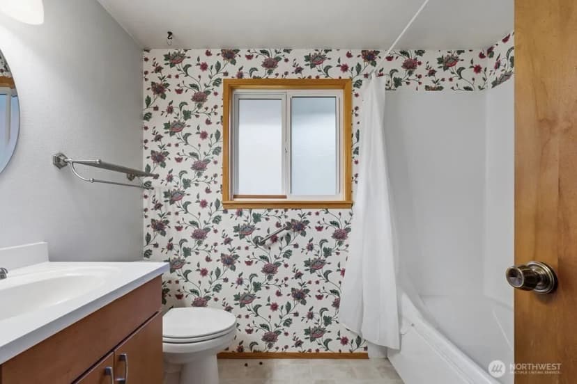 Property photo for 11213 98th Avenue Sw, Lakewood photo 19