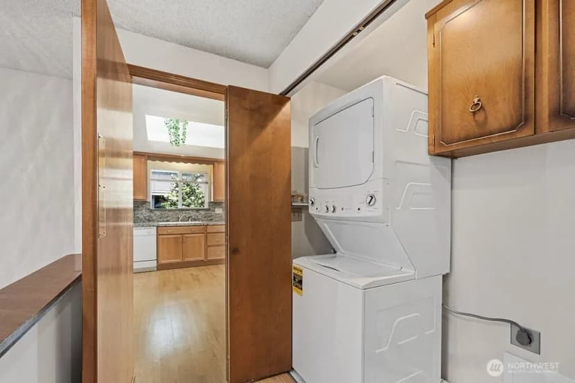 Property photo for 11213 98th Avenue Sw, Lakewood photo 20
