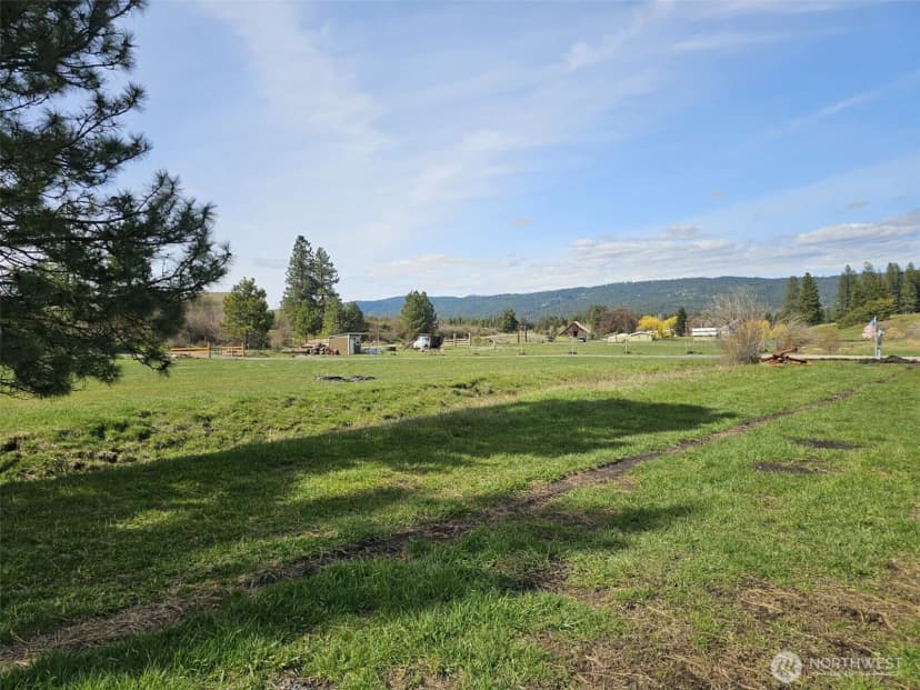Property photo for 750 Iron Mountain Road, Cle Elum photo 19
