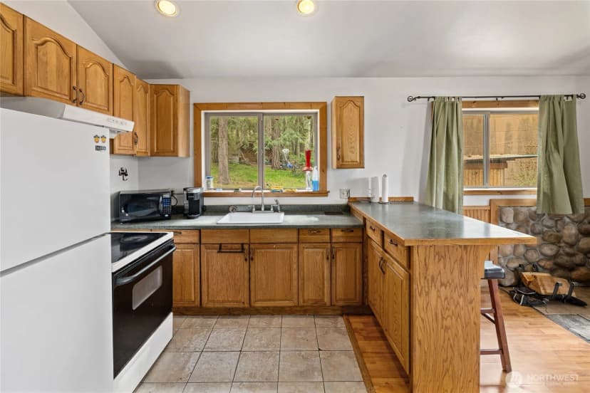 Property photo for 630 Hidden Springs Road, Cle Elum photo 5
