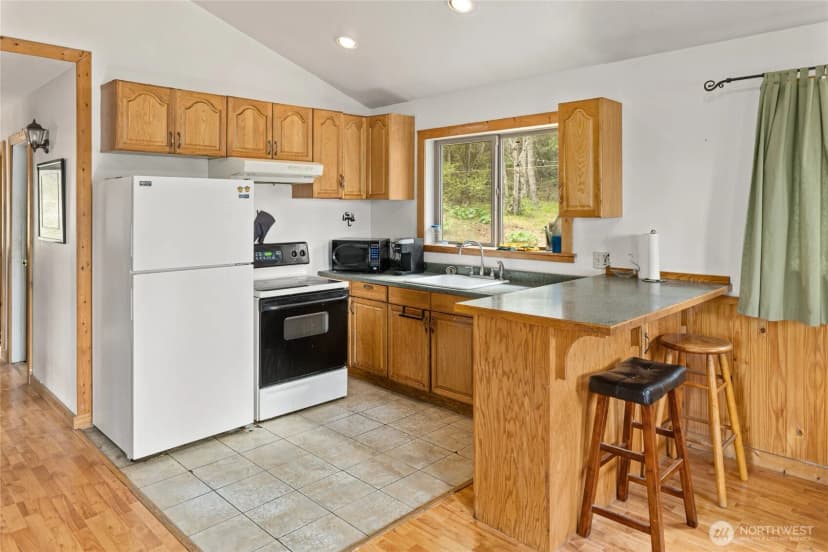 Property photo for 630 Hidden Springs Road, Cle Elum photo 6