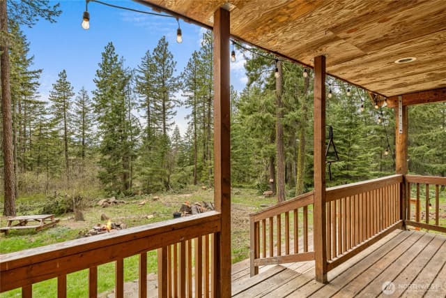 Property photo for 630 Hidden Springs Road, Cle Elum photo 2