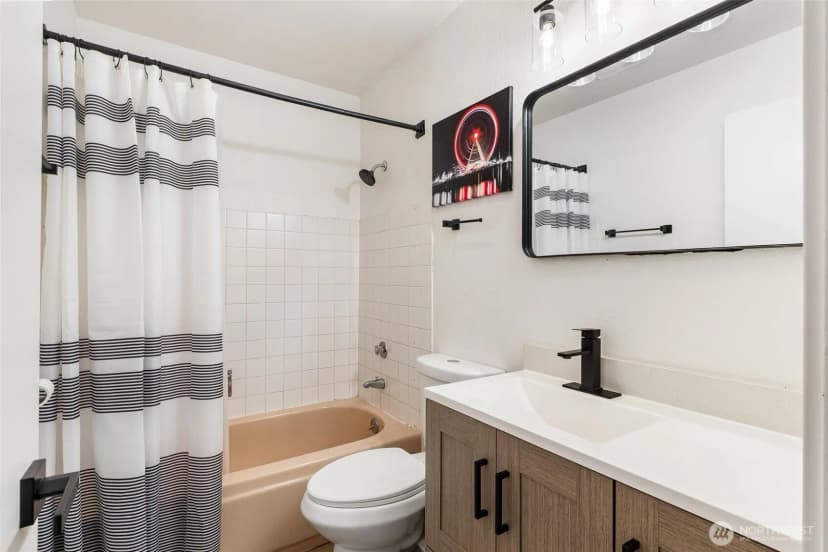 Property photo for 10459 Des Moines Memorial Drive S #s301, Seattle photo 15