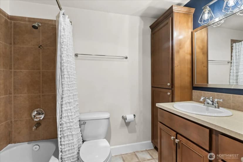 Property photo for 300 N 130th Street #2302, Seattle photo 13