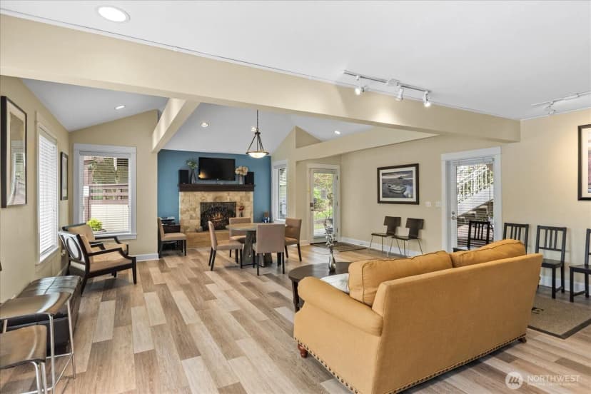 Property photo for 300 N 130th Street #2302, Seattle photo 19