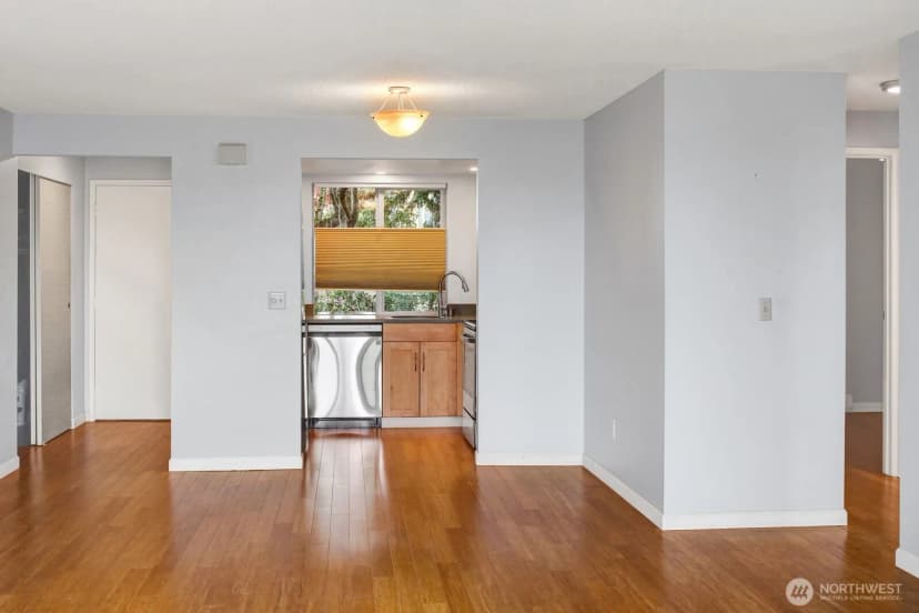 Property photo for 700 11th Street #c4, Bellingham photo 12