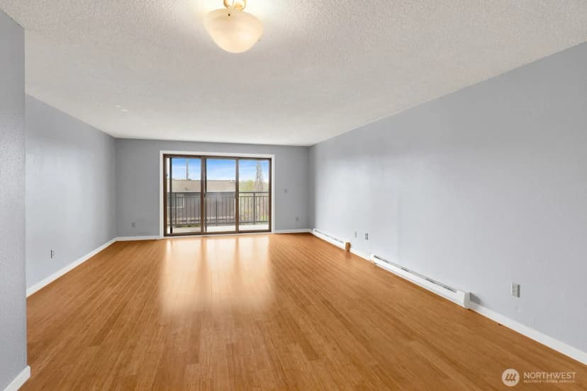 Property photo for 700 11th Street #c4, Bellingham photo 8