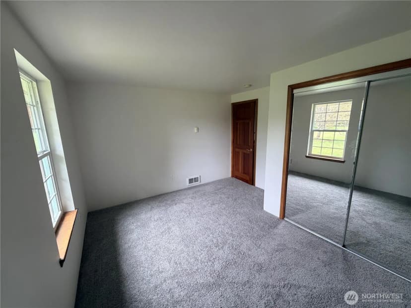 Property photo for 129 Marquee Lane, Elma photo 24