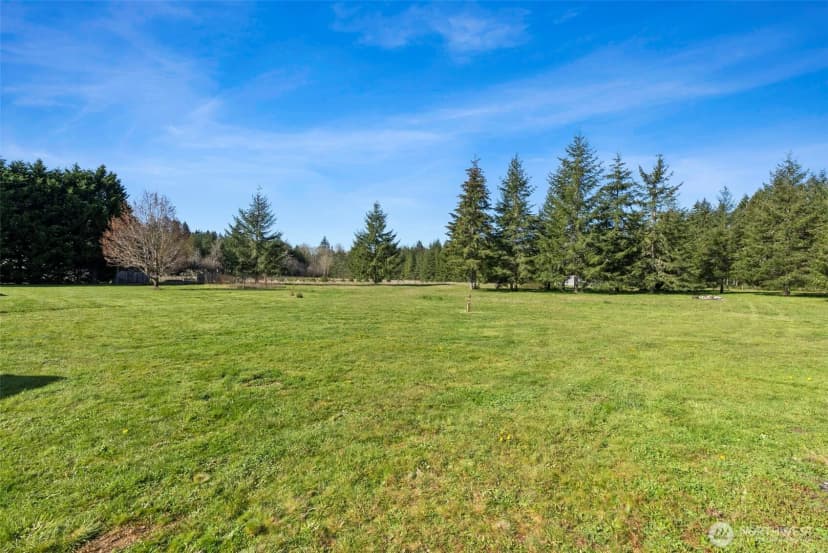 Property photo for 129 Marquee Lane, Elma photo 30
