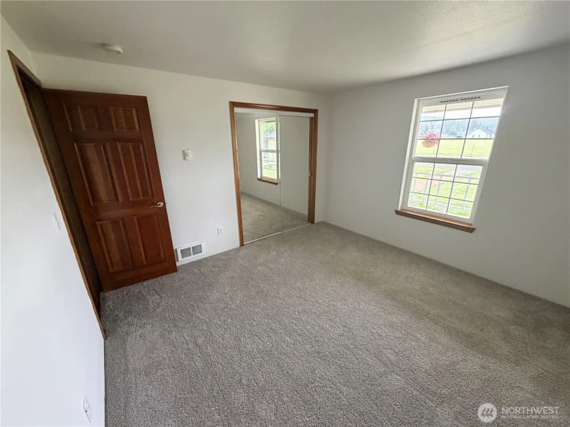 Property photo for 129 Marquee Lane, Elma photo 22