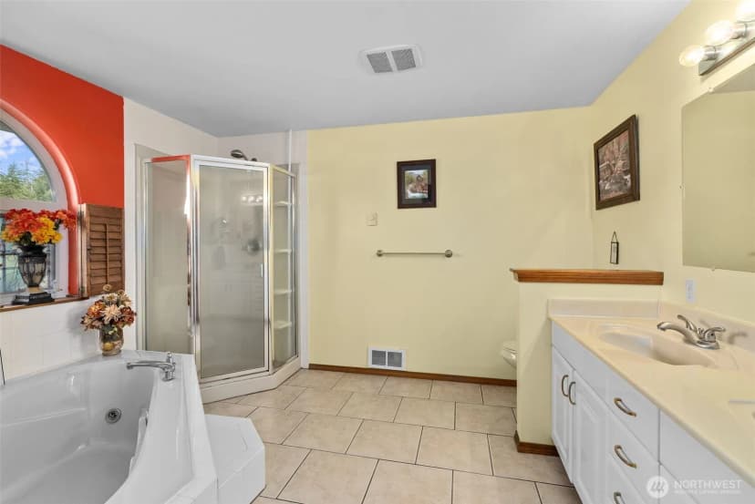 Property photo for 129 Marquee Lane, Elma photo 17