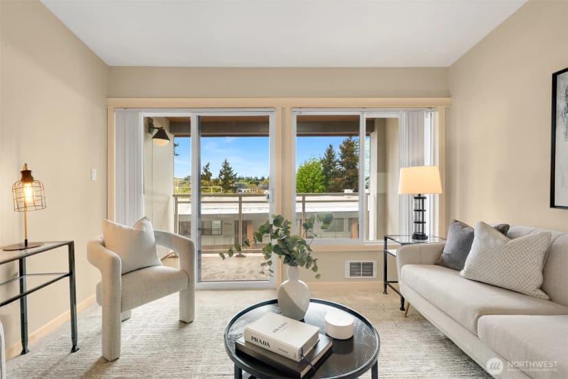 Property photo for 130 105th Avenue Se #a-305, Bellevue photo 7
