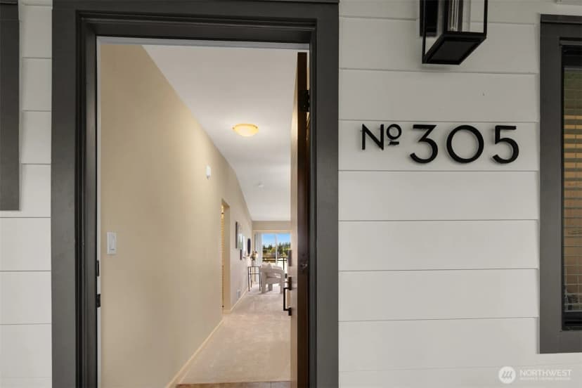 Property photo for 130 105th Avenue Se #a-305, Bellevue photo 4