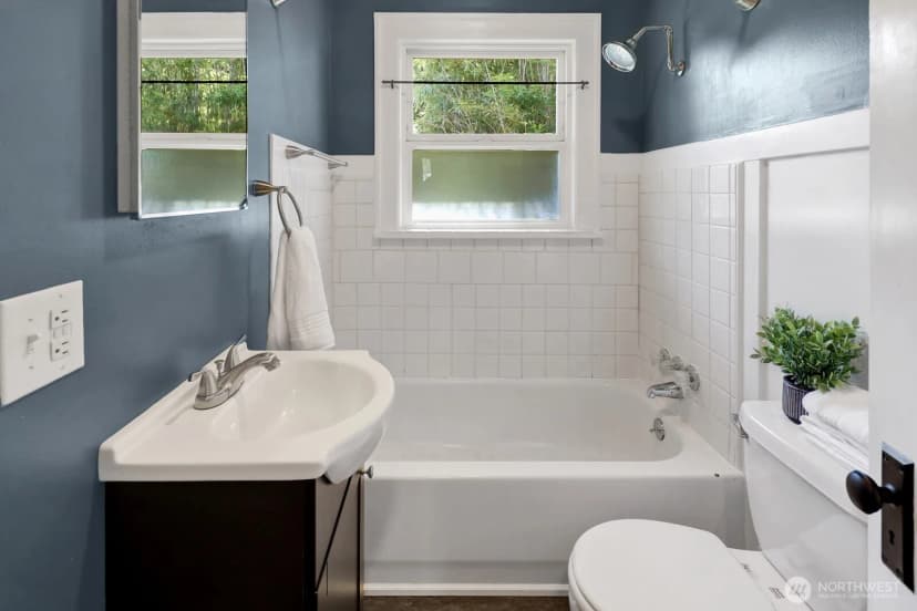 Property photo for 2817 Kulshan Street, Bellingham photo 17