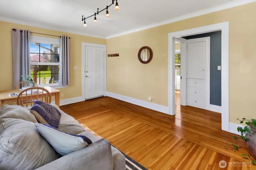 Property photo for 2817 Kulshan Street, Bellingham photo 12