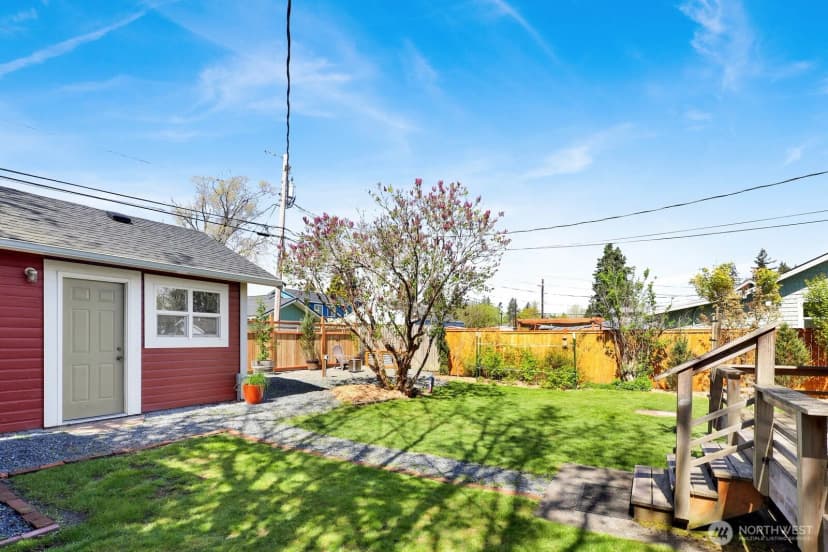 Property photo for 2817 Kulshan Street, Bellingham photo 24