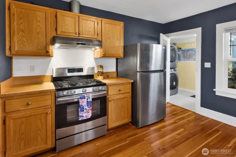 Property photo for 2817 Kulshan Street, Bellingham photo 9