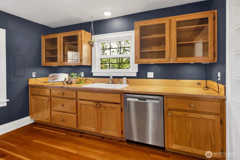 Property photo for 2817 Kulshan Street, Bellingham photo 7