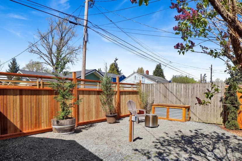 Property photo for 2817 Kulshan Street, Bellingham photo 27