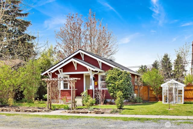 Property photo for 2817 Kulshan Street, Bellingham