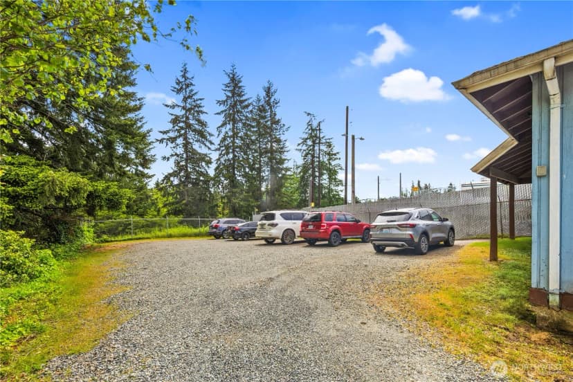 Property photo for 7439 Beverly Boulevard, Everett photo 25