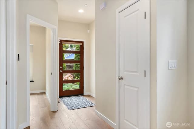 Property photo for 28008 8th Lane S, Des Moines photo 3