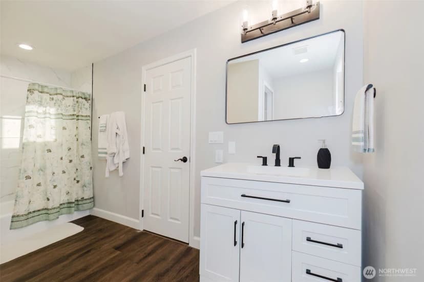 Property photo for 6010 Osprey Circle, Bremerton photo 27