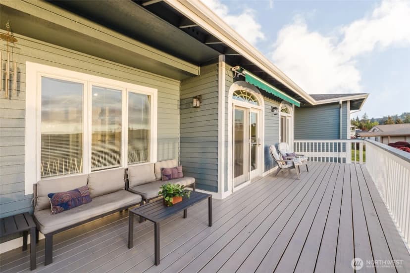 Property photo for 6010 Osprey Circle, Bremerton photo 31