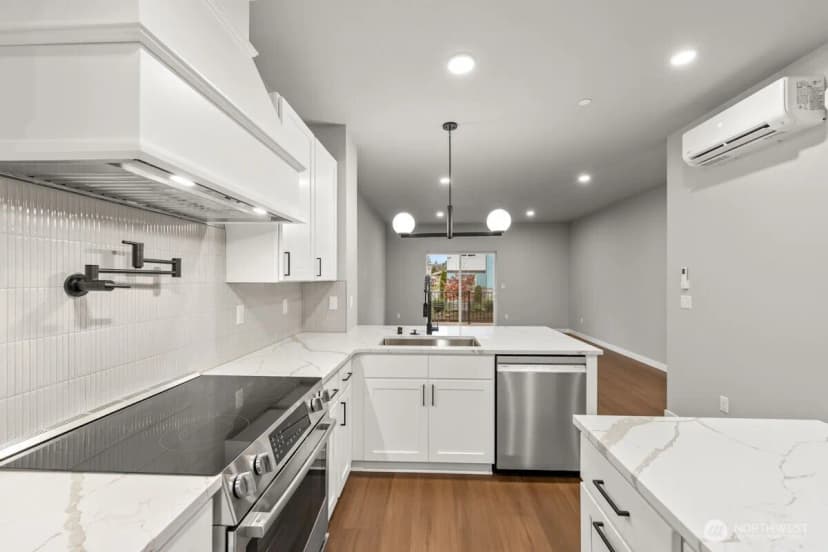 Property photo for 16823 Alder Way #k3, Lynnwood photo 19