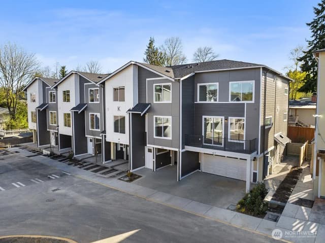 Property photo for 16823 Alder Way #k3, Lynnwood photo 2