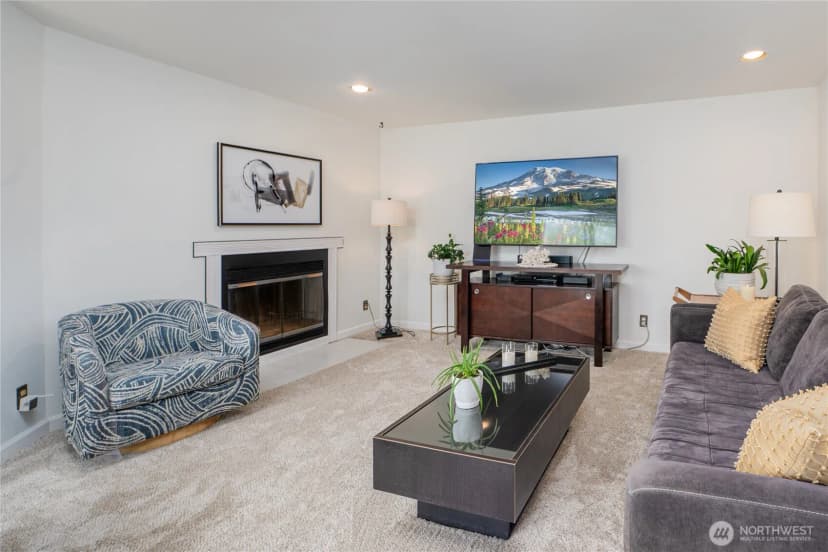 Property photo for 4000 24th Avenue W #202, Seattle photo 9