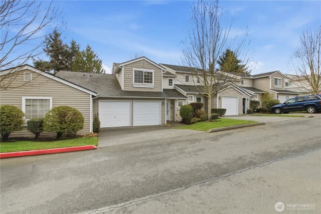 Property photo for 10030 Holly Drive #122, Everett