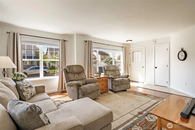 Property photo for 2172 Oak Street, Lynden photo 8