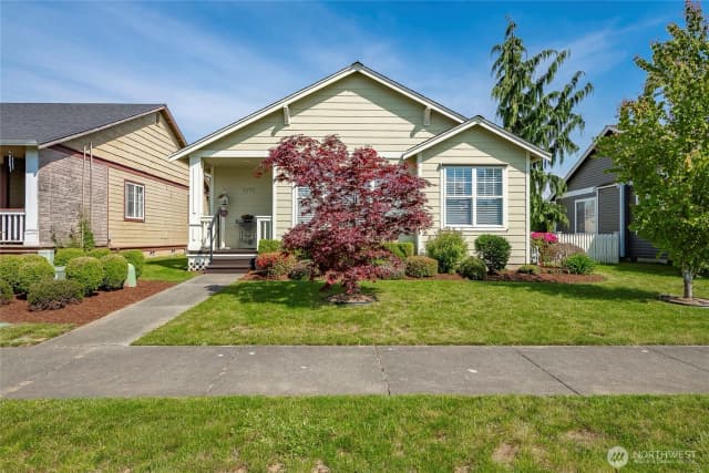 Property photo for 2172 Oak Street, Lynden photo 2