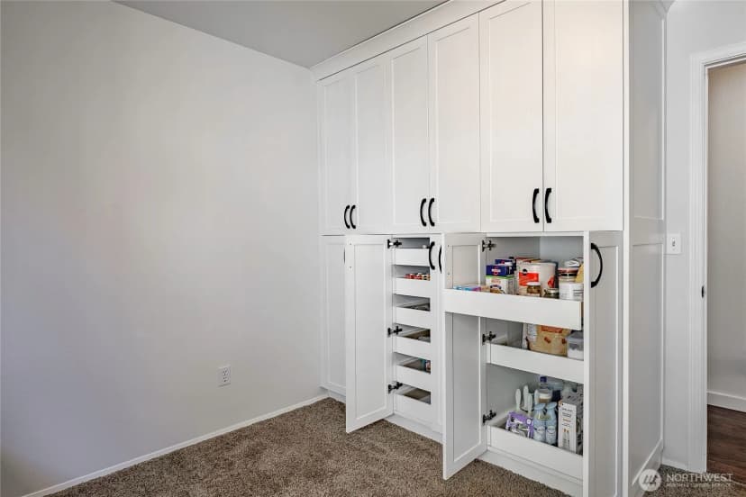 Property photo for 2172 Oak Street, Lynden photo 26