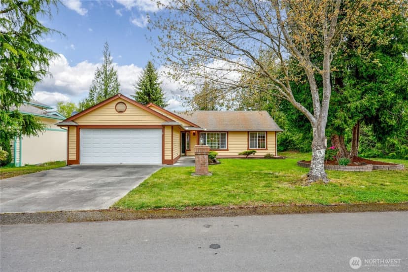 Property photo for 40 Liberty Way, Sequim