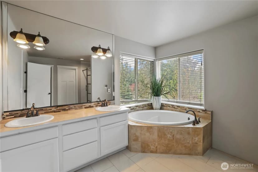 Property photo for 4002 22nd Street Se, Puyallup photo 23