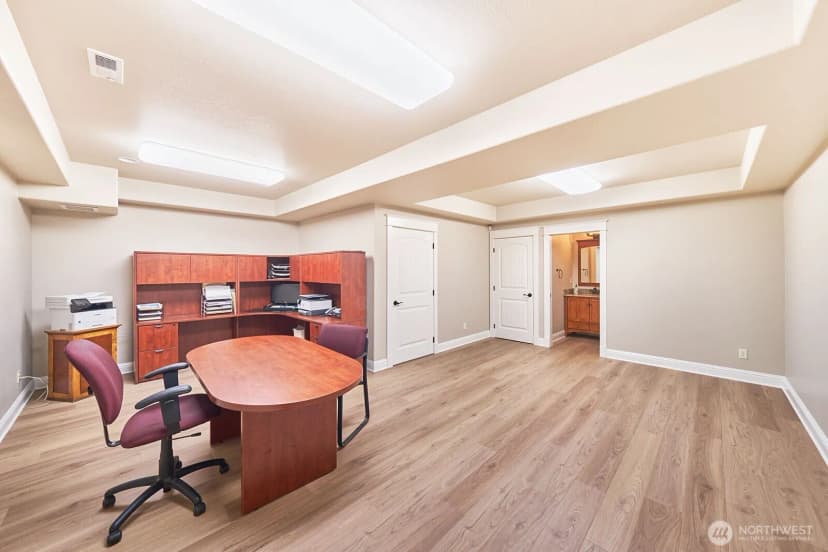 Property photo for 205 26th Street Nw, Long Beach photo 30