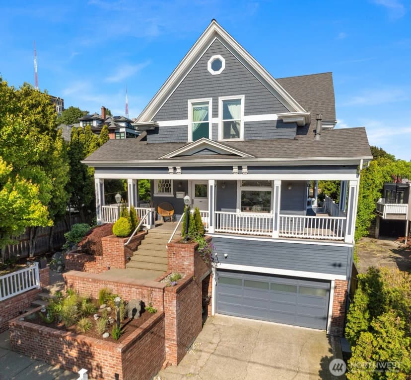 Property photo for 1012 2nd Avenue W, Seattle photo 38