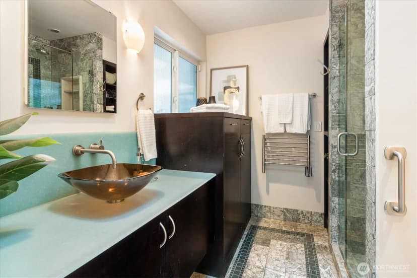 Property photo for 2530 Mount Claire Drive S, Seattle photo 19
