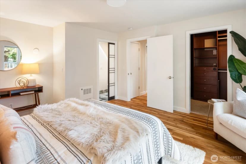Property photo for 2530 Mount Claire Drive S, Seattle photo 18