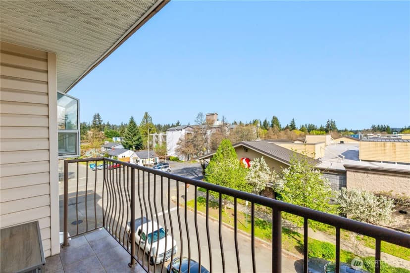 Property photo for 12056 15th Avenue Ne #404, Seattle