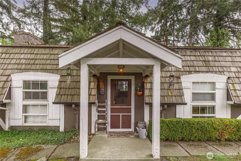 Property photo for 12404 Ne 6th Place, Bellevue photo 14