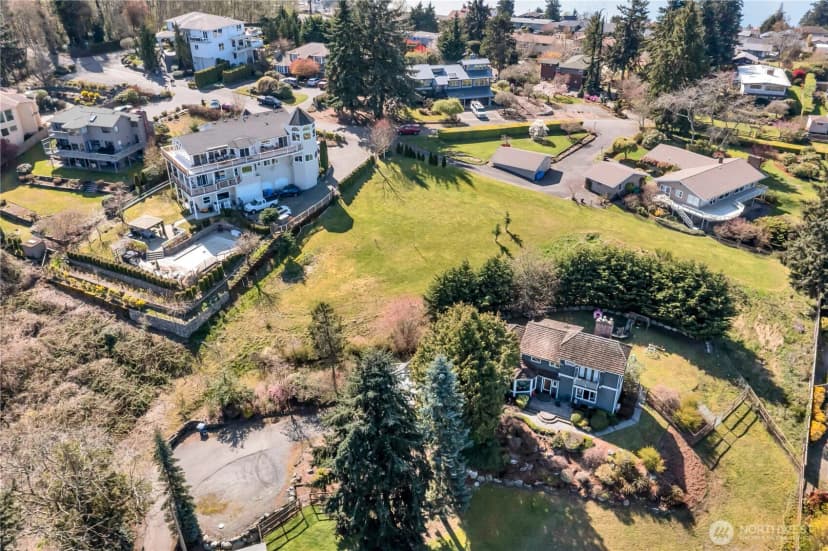 Property photo for 6210 Dash Point Boulevard Ne, Tacoma photo 7