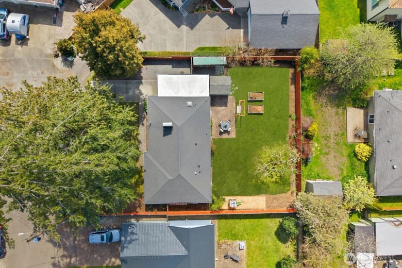 Property photo for 23130 83rd Avenue W, Edmonds photo 35