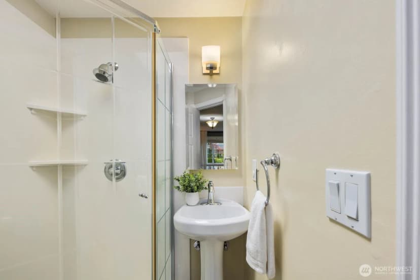 Property photo for 23130 83rd Avenue W, Edmonds photo 27