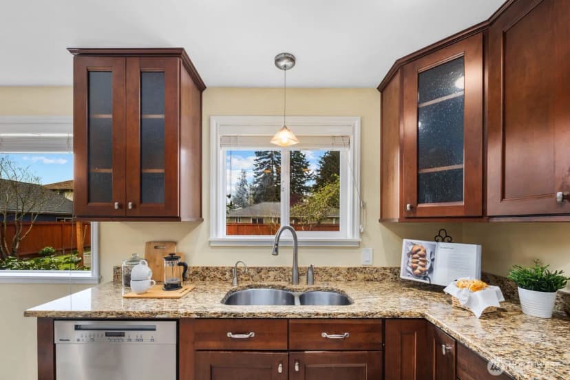 Property photo for 23130 83rd Avenue W, Edmonds photo 12