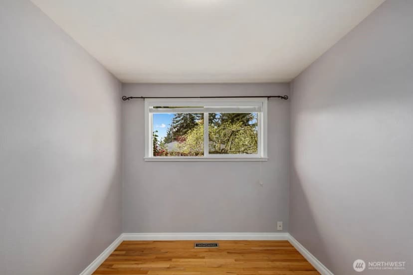 Property photo for 23130 83rd Avenue W, Edmonds photo 20
