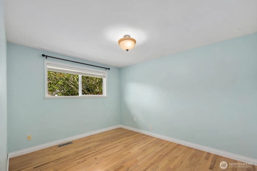 Property photo for 23130 83rd Avenue W, Edmonds photo 21
